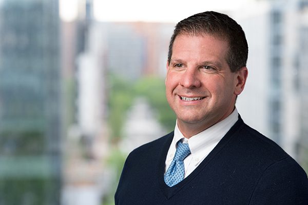 Michael Lutz